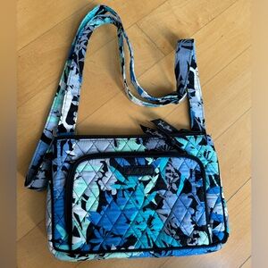 Vera Bradley cloth crossbody